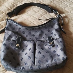 Dooney & Bourke Purse